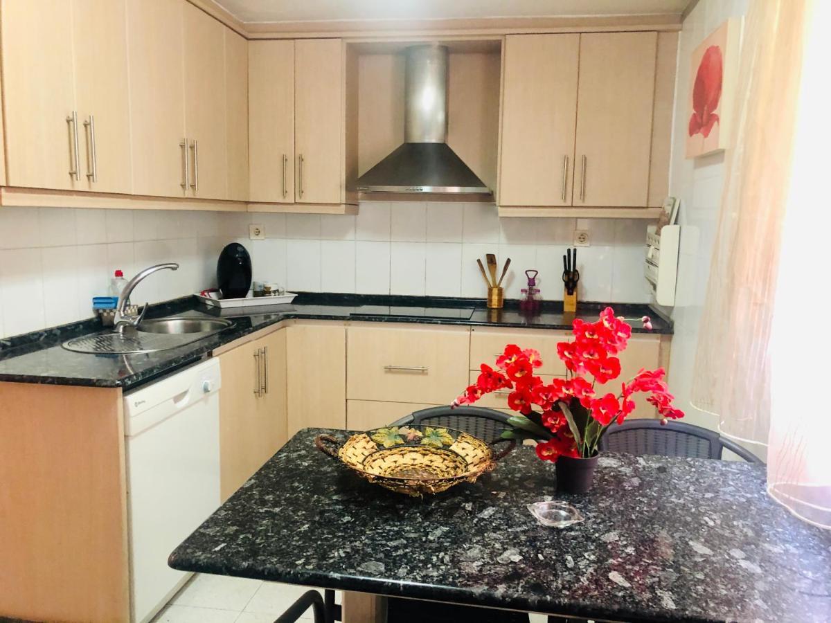 רוקאוטס דה מר Gran Casa Con Terraza A 3 Min Playa Con Wifi - Rodeada De Servicios מראה חיצוני תמונה